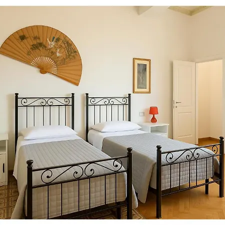 Mattioli Flat سيينا