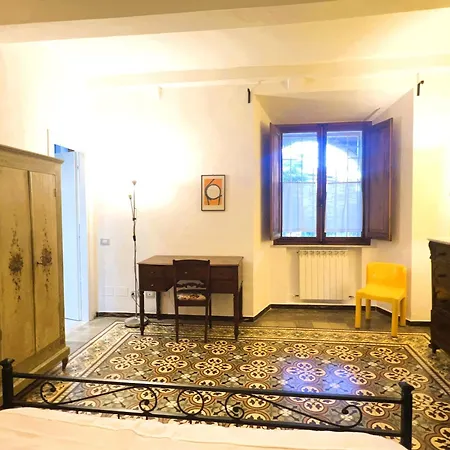 Mattioli Flat شقة سيينا
