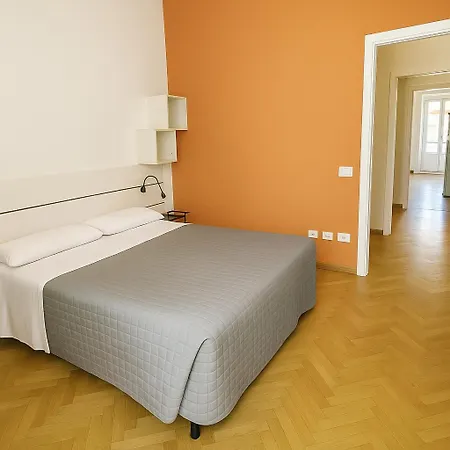 Mattioli Flat شقة سيينا