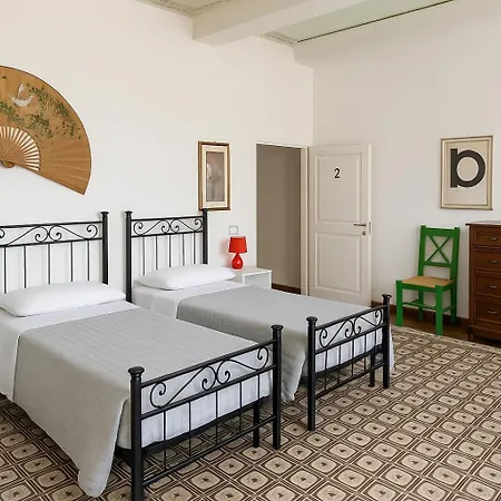 Mattioli Flat سيينا