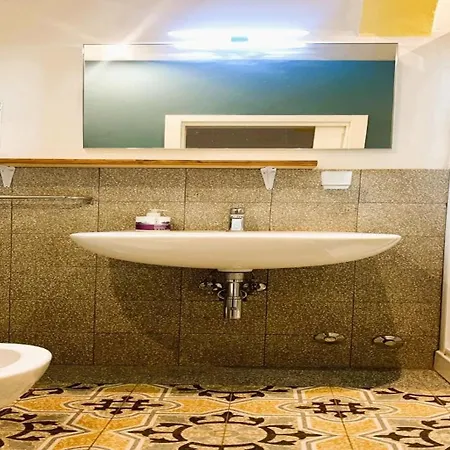 Mattioli Flat Апартаменти *